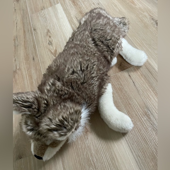 Folkmanis Wolf Puppet - Picture 1 of 4